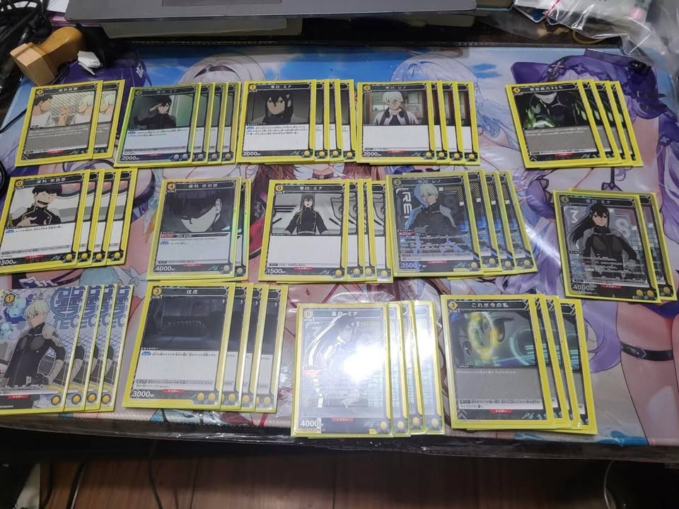黃怪獸8號亞白混市川 怪獸8號 上位卡表
